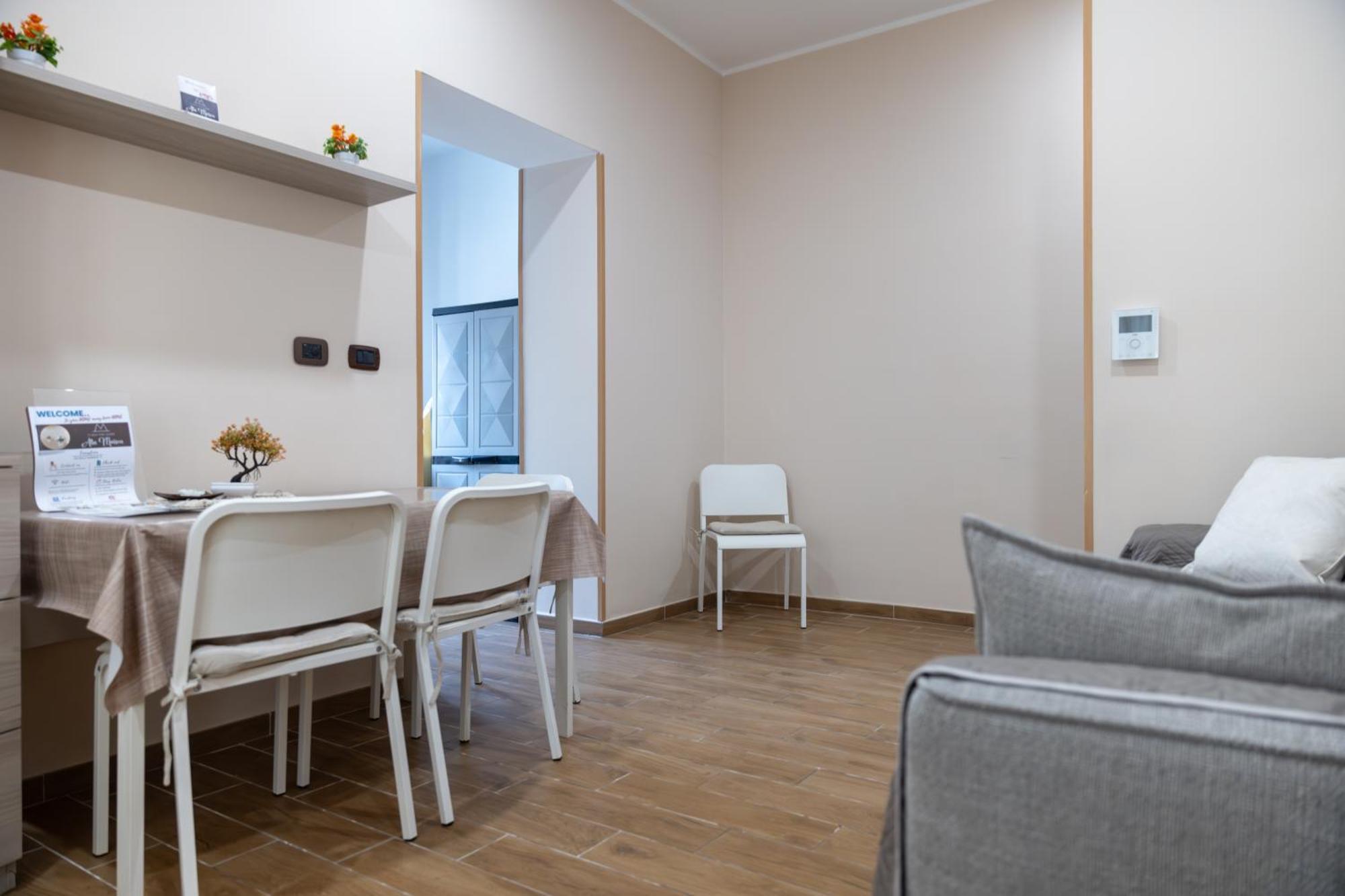 Casa Vacanze Alla Maison Фьюмичино Экстерьер фото